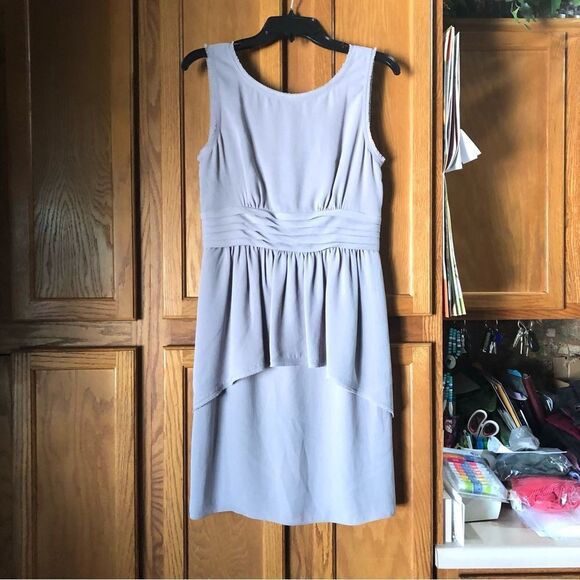 BCBGMAXAZRIA Rhea Sleeveless Chiffon Pleated Peplum Mini Dress Opal Grey - 8 - Picture 2 of 14